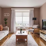 Heathmere- Lovely Views, Free Parking, Pet Friendly