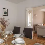 Heathmere- Lovely Views, Free Parking, Pet Friendly Windermere