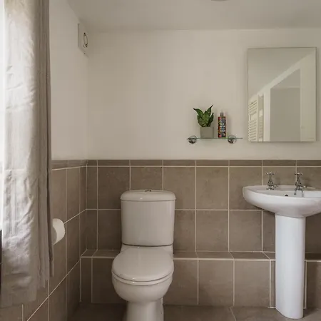 Nyaraló Heathmere- Lovely Views, Free Parking, Pet Friendly