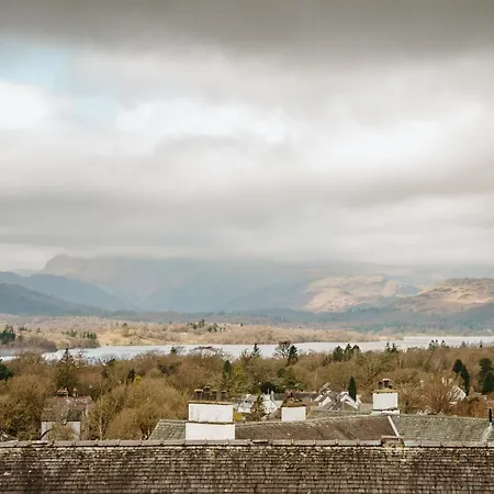 Heathmere- Lovely Views, Free Parking, Pet Friendly *